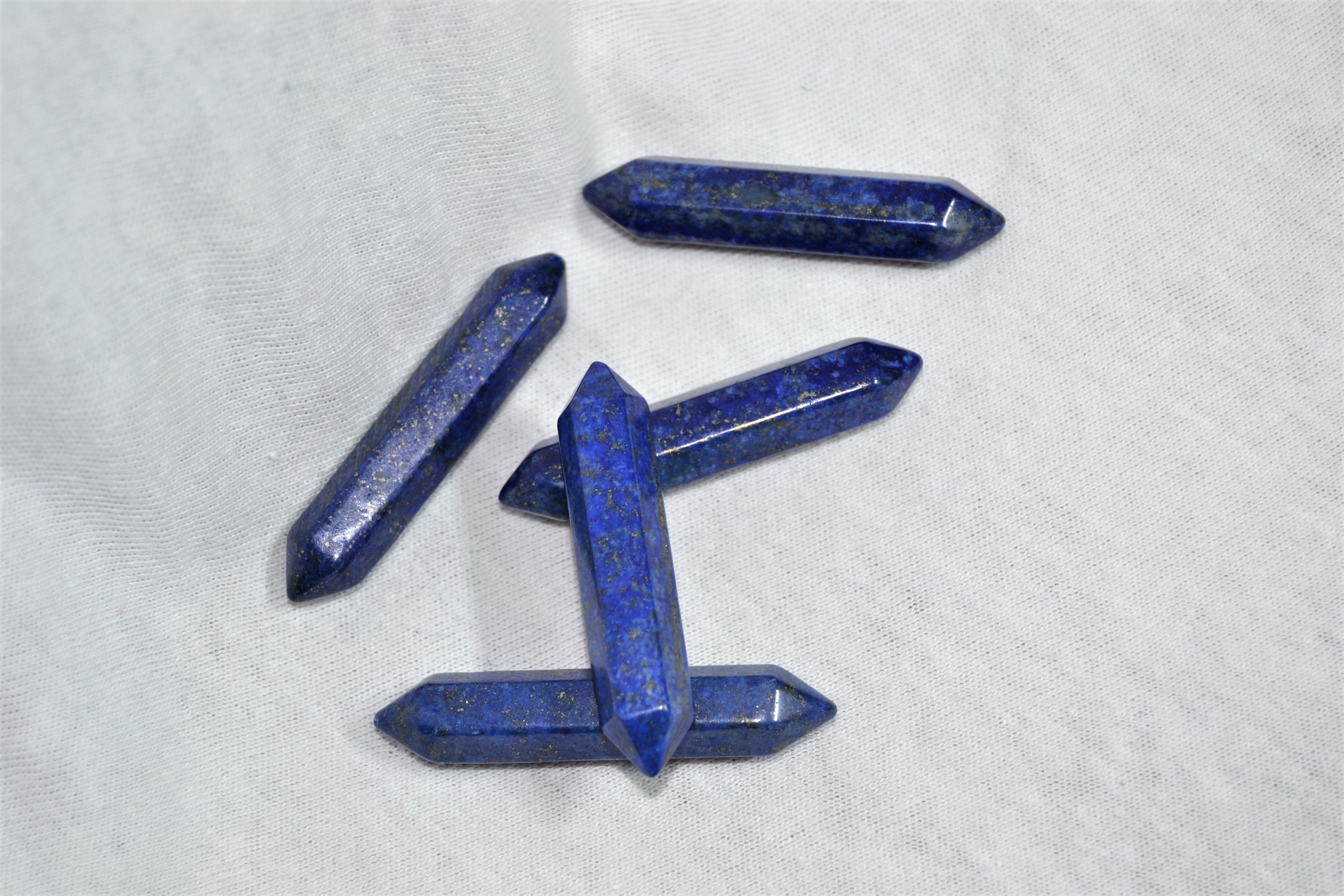 Lapis Lazuli Pointe bi terminée